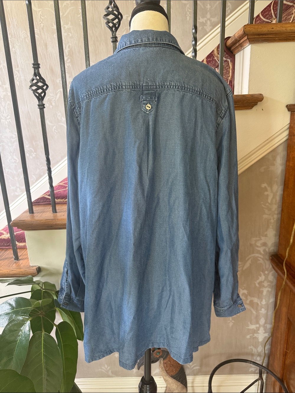 J. JILL button down, top extra large, very good condition. XL - Picture 5 of 10